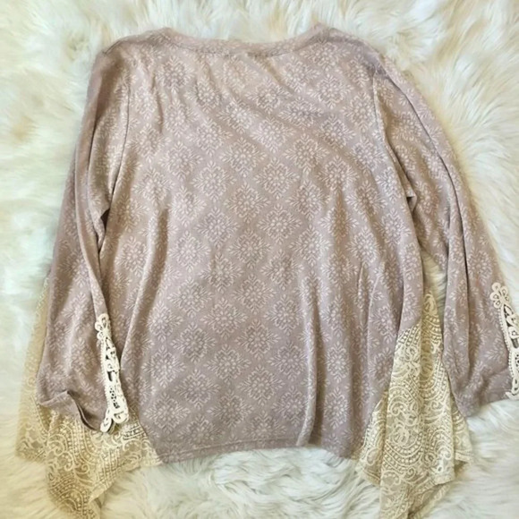Soieblu Lace Inset Long Sleeve Top 3X - Picture 5 of 5